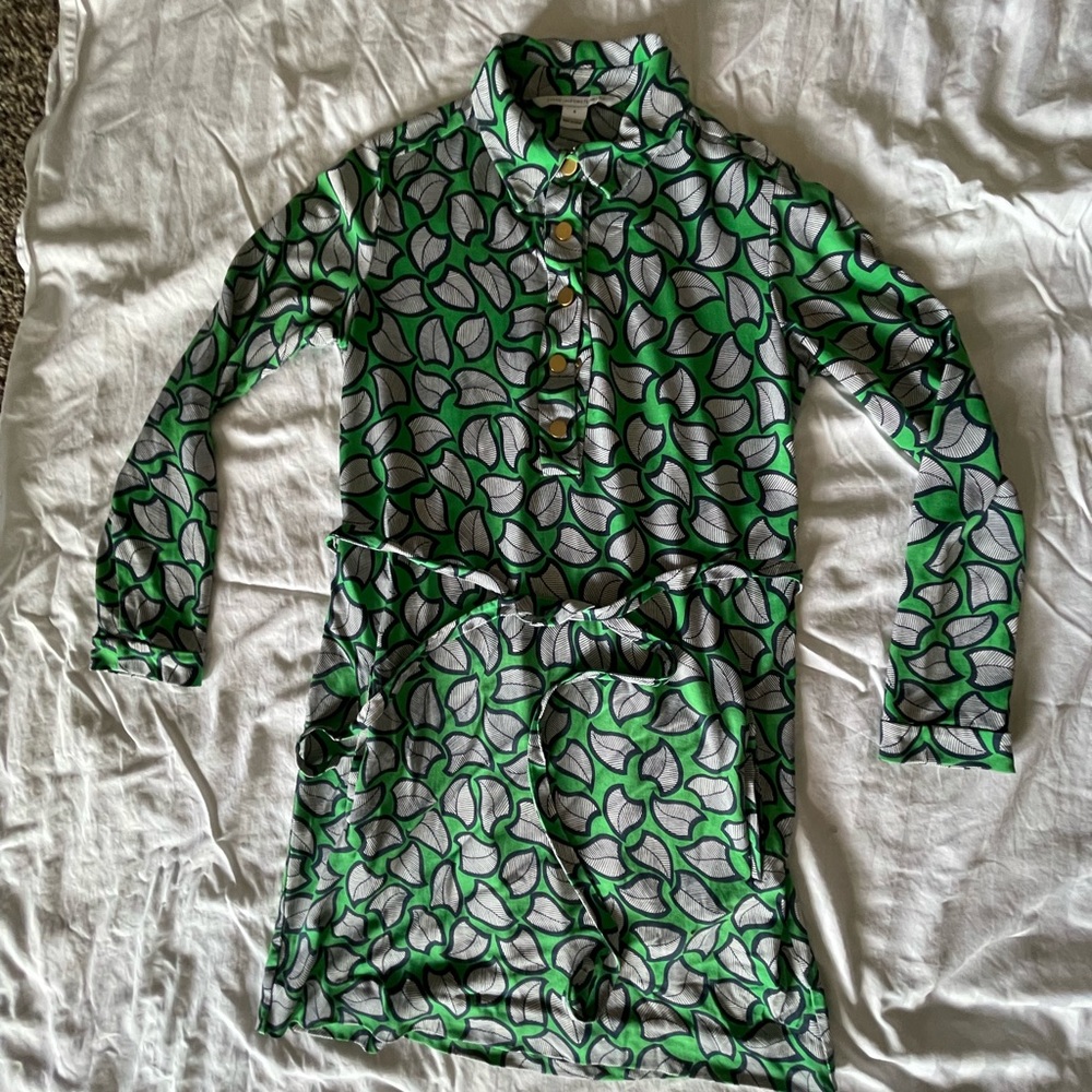 Diane von Furstenberg shirt dress size 6